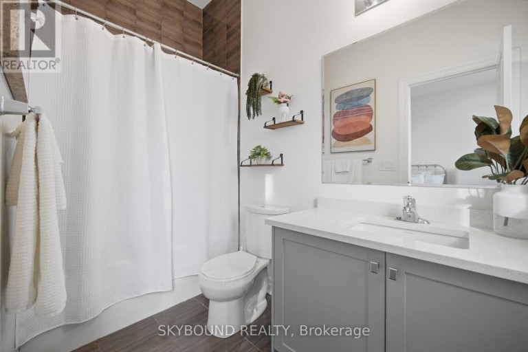 14 GOODWIN COURT, East Gwillimbury (Sharon), Ontario, L9N0T7