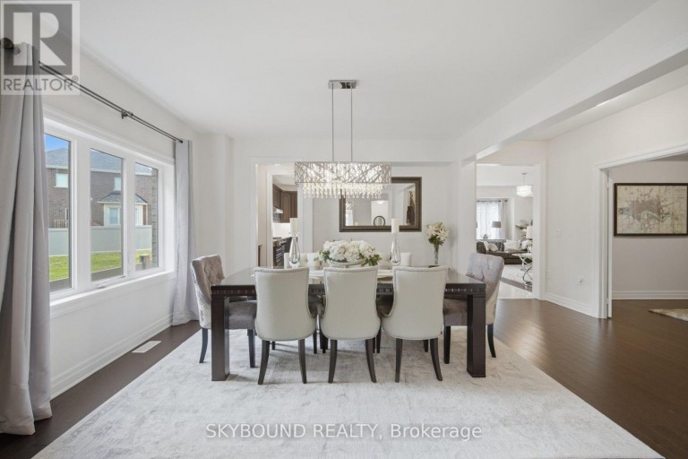 14 GOODWIN COURT, East Gwillimbury (Sharon), Ontario, L9N0T7