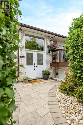94 BACK STREET, Bradford West Gwillimbury (Bradford), Ontario, L3Z1W7
