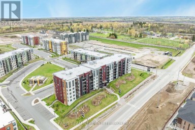 402 - 4 SPICE WAY Barrie Ontario photo 3