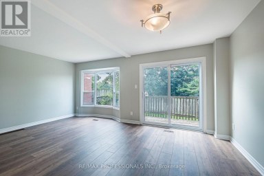 23 - 2004 GLENADA CRESCENT Oakville (WC Wedgewood Creek) Ontario photo 15