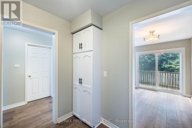 23 - 2004 GLENADA CRESCENT Oakville (WC Wedgewood Creek) Ontario photo 20