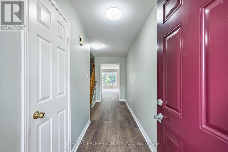 23 - 2004 GLENADA CRESCENT, Oakville (WC Wedgewood Creek), Ontario, L6H5P5