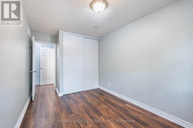 23 - 2004 GLENADA CRESCENT Oakville (WC Wedgewood Creek) Ontario photo 33