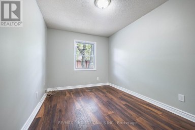 23 - 2004 GLENADA CRESCENT Oakville (WC Wedgewood Creek) Ontario photo 34