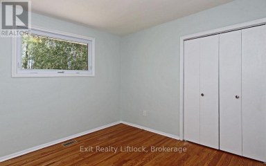 MAIN FLOOR - 4 WALLIS DRIVE Peterborough (Monaghan Ward 2) Ontario photo 7