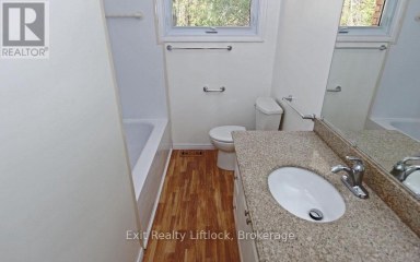 MAIN FLOOR - 4 WALLIS DRIVE Peterborough (Monaghan Ward 2) Ontario photo 9