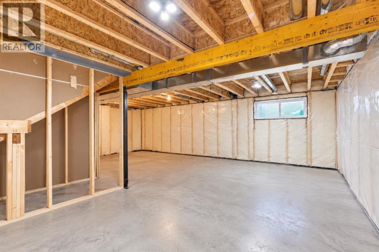644 Robinson Avenue, Penhold, Alberta, T0M1R0