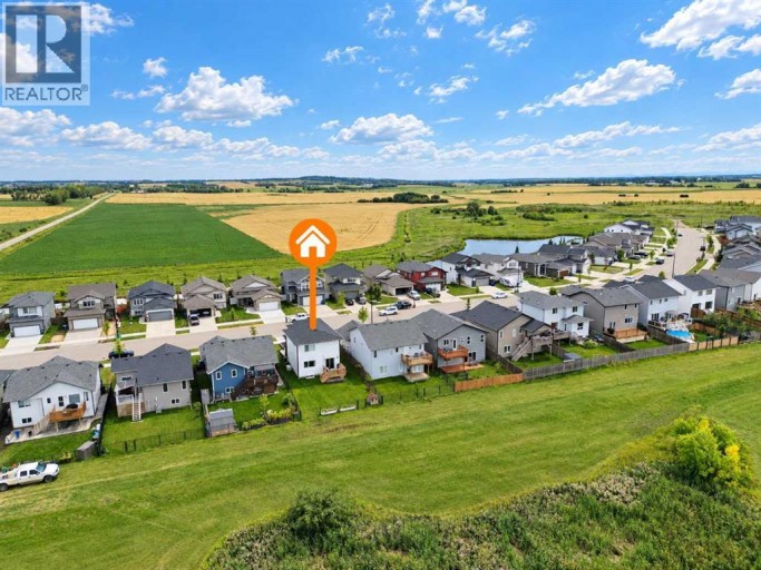 644 Robinson Avenue, Penhold, Alberta, T0M1R0