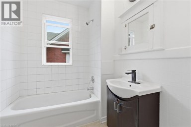 63 MELROSE Avenue S Hamilton Ontario photo 39