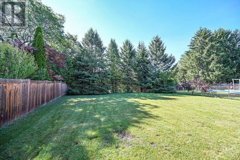 57 TURNBULL ROAD, Hamilton (Dundas), Ontario, L9H3W5