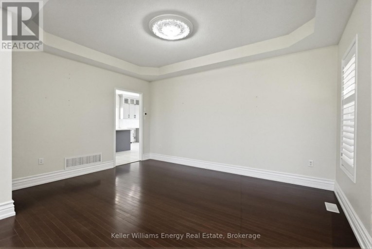 1633 GRANDVIEW STREET N, Oshawa (Taunton), Ontario, L1K0A6