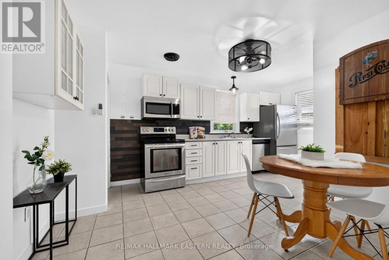 754 CRAWFORD PLACE, Peterborough (Otonabee Ward 1), Ontario, K9J3X3