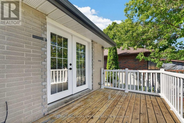 754 CRAWFORD PLACE, Peterborough (Otonabee Ward 1), Ontario, K9J3X3