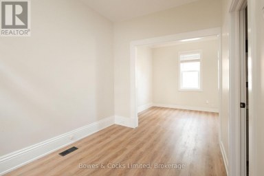 383-387 MARK STREET Peterborough (Ashburnham Ward 4) Ontario photo 5