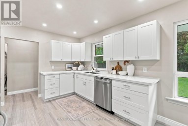 786 MARY STREET N Oshawa (Centennial) Ontario photo 9