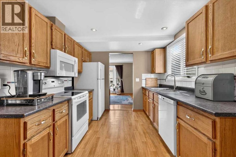 41 Templeson Crescent NE, Calgary, Alberta, T1Y5L7