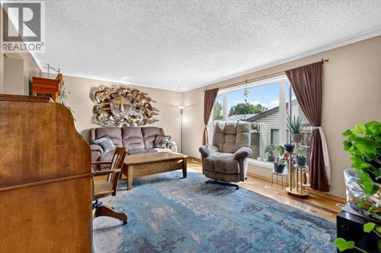 41 Templeson Crescent NE, Calgary, Alberta, T1Y5L7