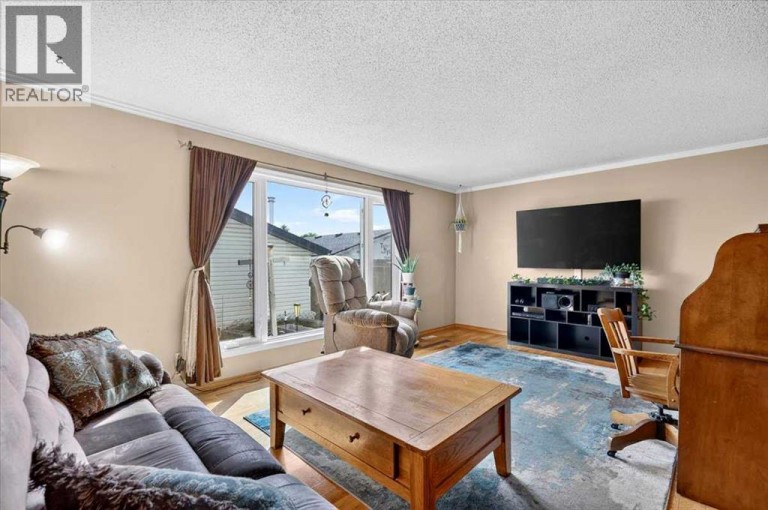 41 Templeson Crescent NE, Calgary, Alberta, T1Y5L7