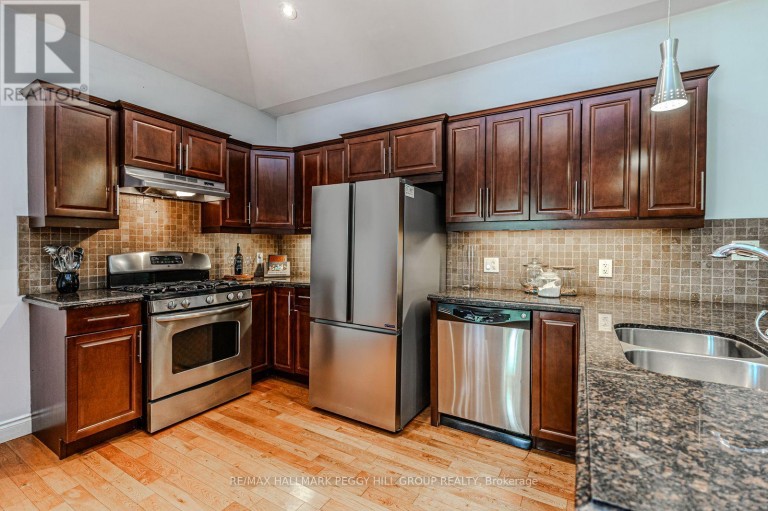 122 TROUT LANE, Tiny, Ontario, L9M0J1