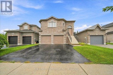 61 MCINTYRE DRIVE Barrie (Ardagh) Ontario photo 2