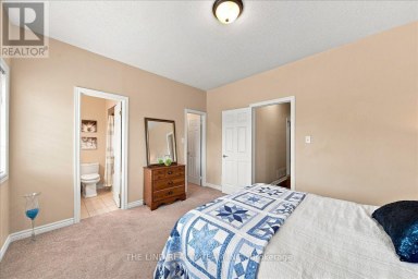 61 MCINTYRE DRIVE Barrie (Ardagh) Ontario photo 24