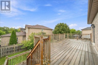 61 MCINTYRE DRIVE Barrie (Ardagh) Ontario photo 30