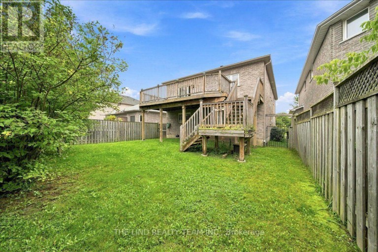 61 MCINTYRE DRIVE, Barrie (Ardagh), Ontario, L4N5C5