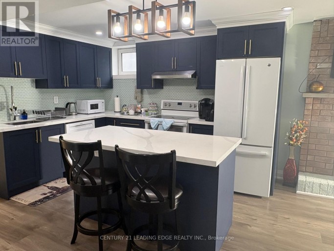 1669 KIPLING AVENUE, Toronto (Kingsview Village-The Westway), Ontario, M9R2Y4