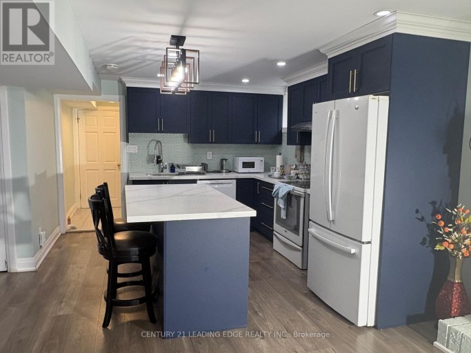 1669 KIPLING AVENUE, Toronto (Kingsview Village-The Westway), Ontario, M9R2Y4