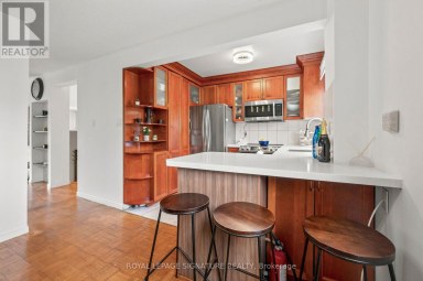132 - 1221 DUNDIX ROAD Mississauga (Applewood) Ontario photo 19
