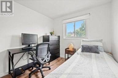 132 - 1221 DUNDIX ROAD Mississauga (Applewood) Ontario photo 32
