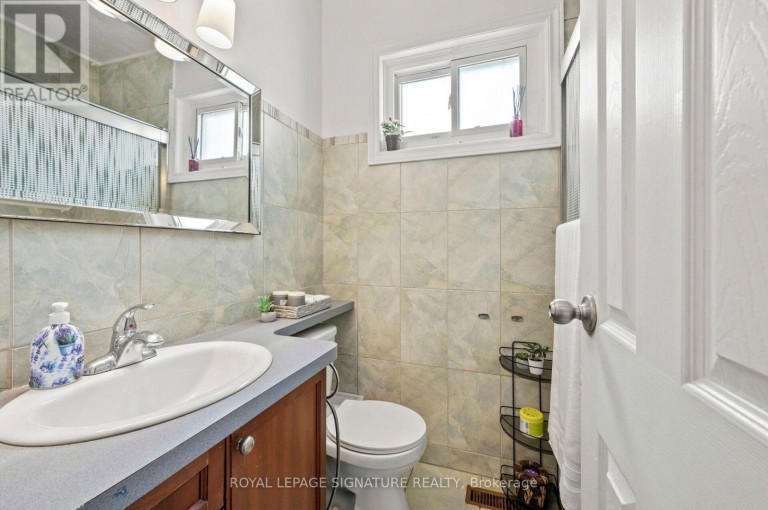 132 - 1221 DUNDIX ROAD, Mississauga (Applewood), Ontario, L4Y3Y9