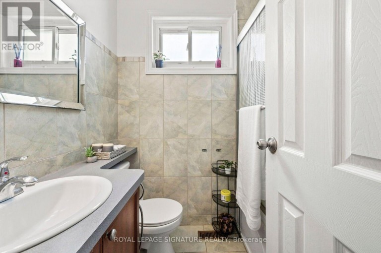 132 - 1221 DUNDIX ROAD, Mississauga (Applewood), Ontario, L4Y3Y9