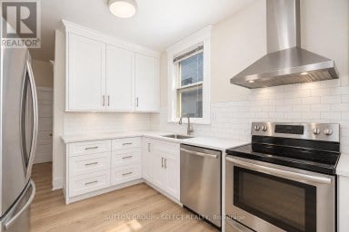 239 RIDOUT STREET S London South (South G) Ontario photo 17