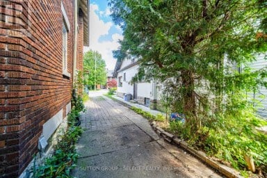 239 RIDOUT STREET S London South (South G) Ontario photo 47