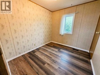 4603 47 Street Rycroft Alberta photo 18