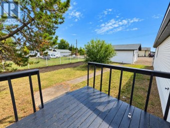 4603 47 Street Rycroft Alberta photo 39