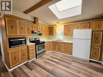 4603 47 Street Rycroft Alberta photo 9