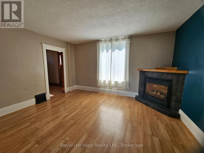 102 CATHARINE STREET, Belleville (Belleville Ward), Ontario, K8P1M3