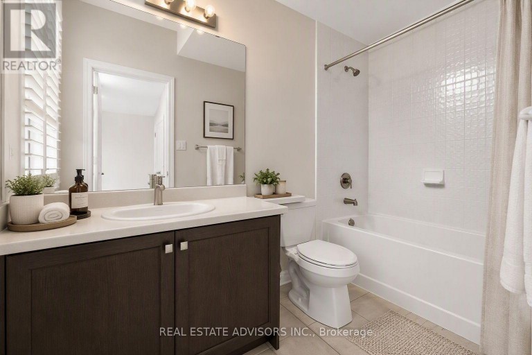 574 QUEEN MARY DRIVE, Brampton (Northwest Brampton), Ontario, L7A4Y6