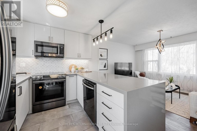 4075A LAWRENCE AVENUE E, Toronto (West Hill), Ontario, M1E2R6
