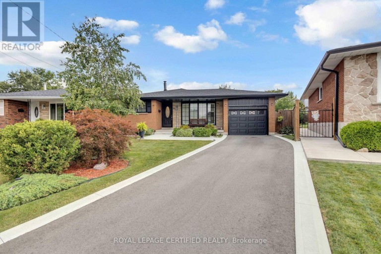 24 NORTHGATE DRIVE, Hamilton (Lisgar), Ontario, L8T2Y7
