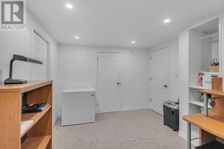 24 NORTHGATE DRIVE, Hamilton (Lisgar), Ontario, L8T2Y7