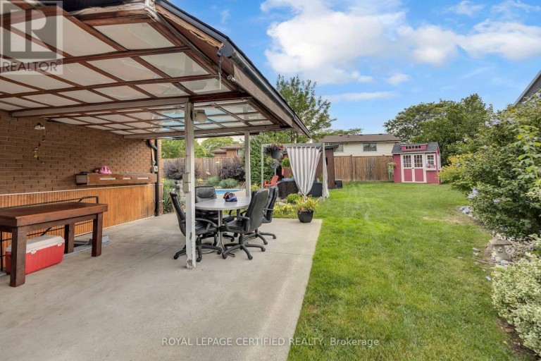 24 NORTHGATE DRIVE, Hamilton (Lisgar), Ontario, L8T2Y7