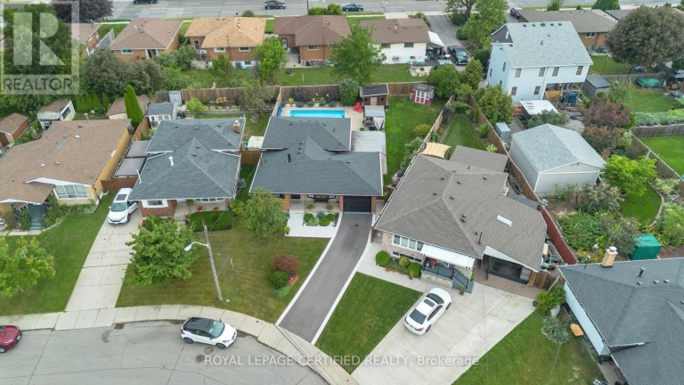 24 NORTHGATE DRIVE, Hamilton (Lisgar), Ontario, L8T2Y7