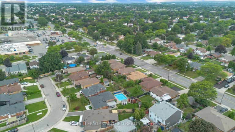 24 NORTHGATE DRIVE, Hamilton (Lisgar), Ontario, L8T2Y7