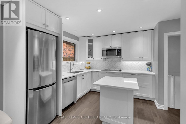 24 NORTHGATE DRIVE, Hamilton (Lisgar), Ontario, L8T2Y7