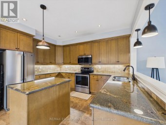 23 SPENCER STREET Bracebridge (Monck (Bracebridge)) Ontario photo 7