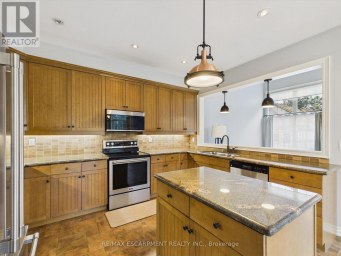 23 SPENCER STREET Bracebridge (Monck (Bracebridge)) Ontario photo 8